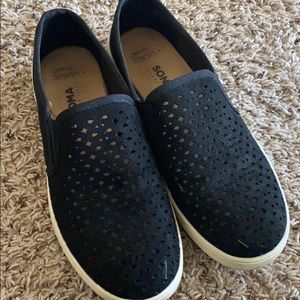 Women’s Sonoma Black slip on shoes